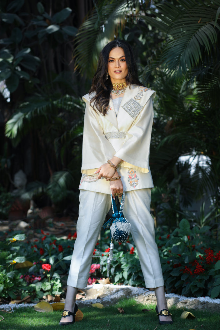 MAHIRA SILK JACKET SET