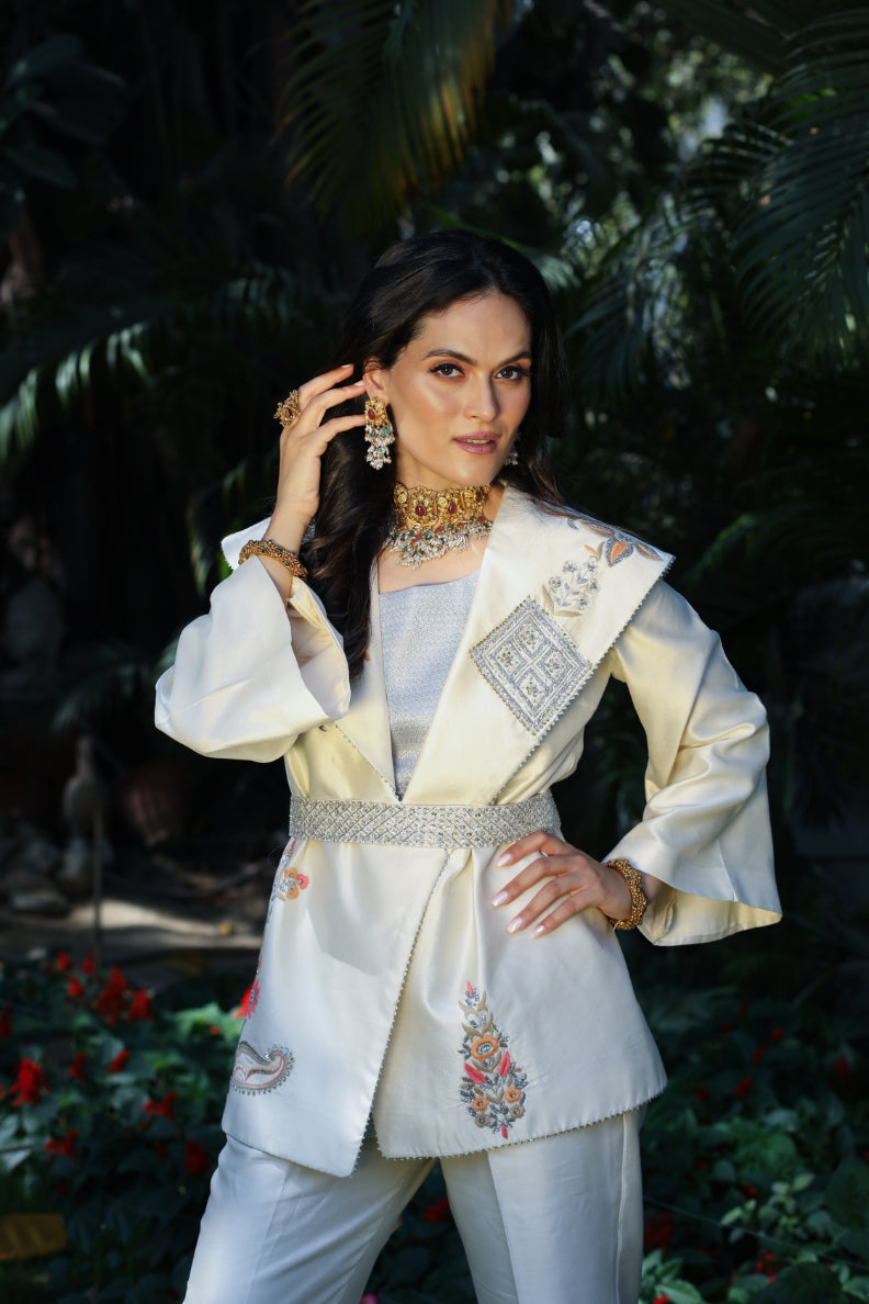 MAHIRA SILK JACKET SET