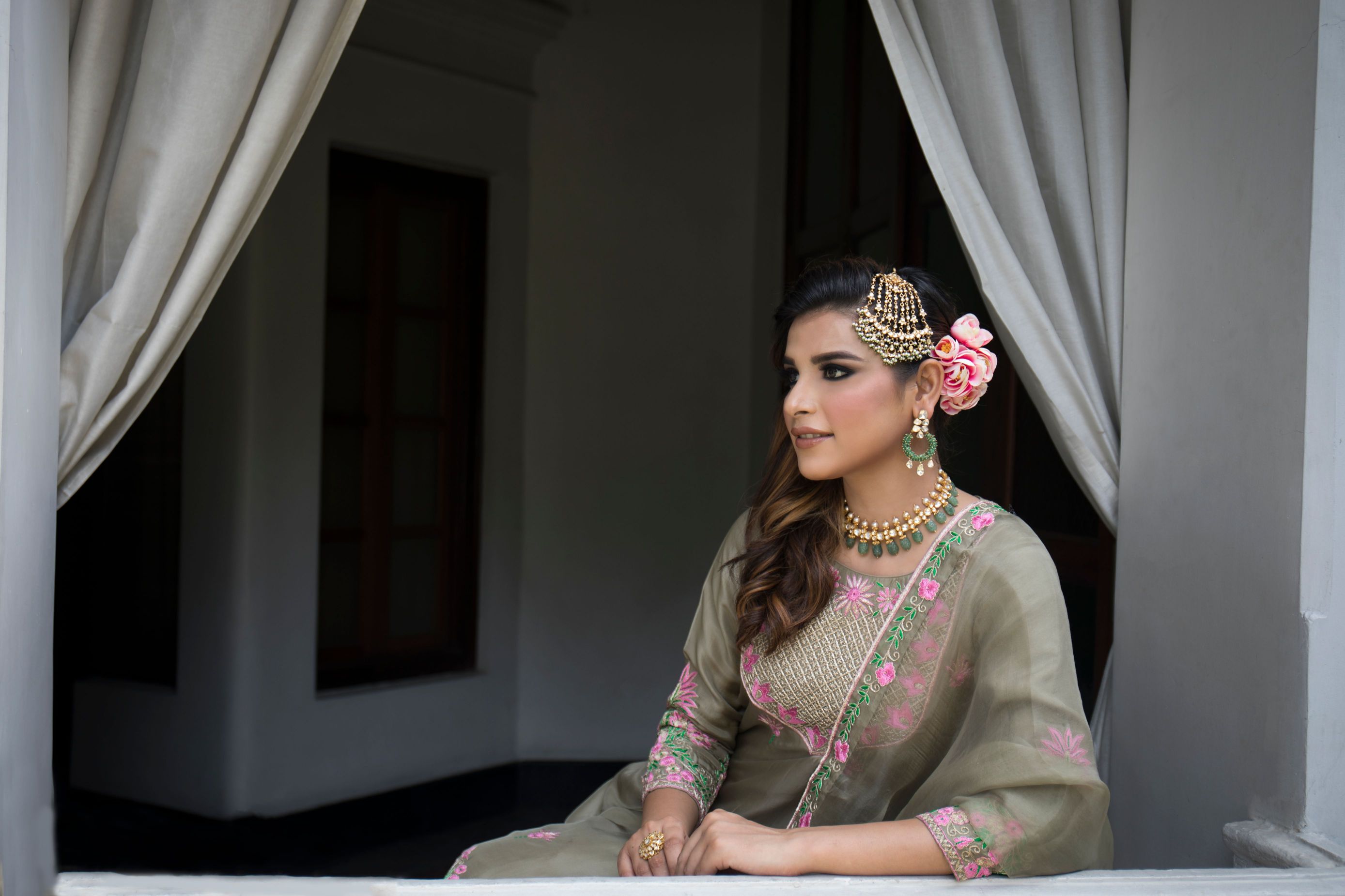 ALAYNA SILK KURTA SET