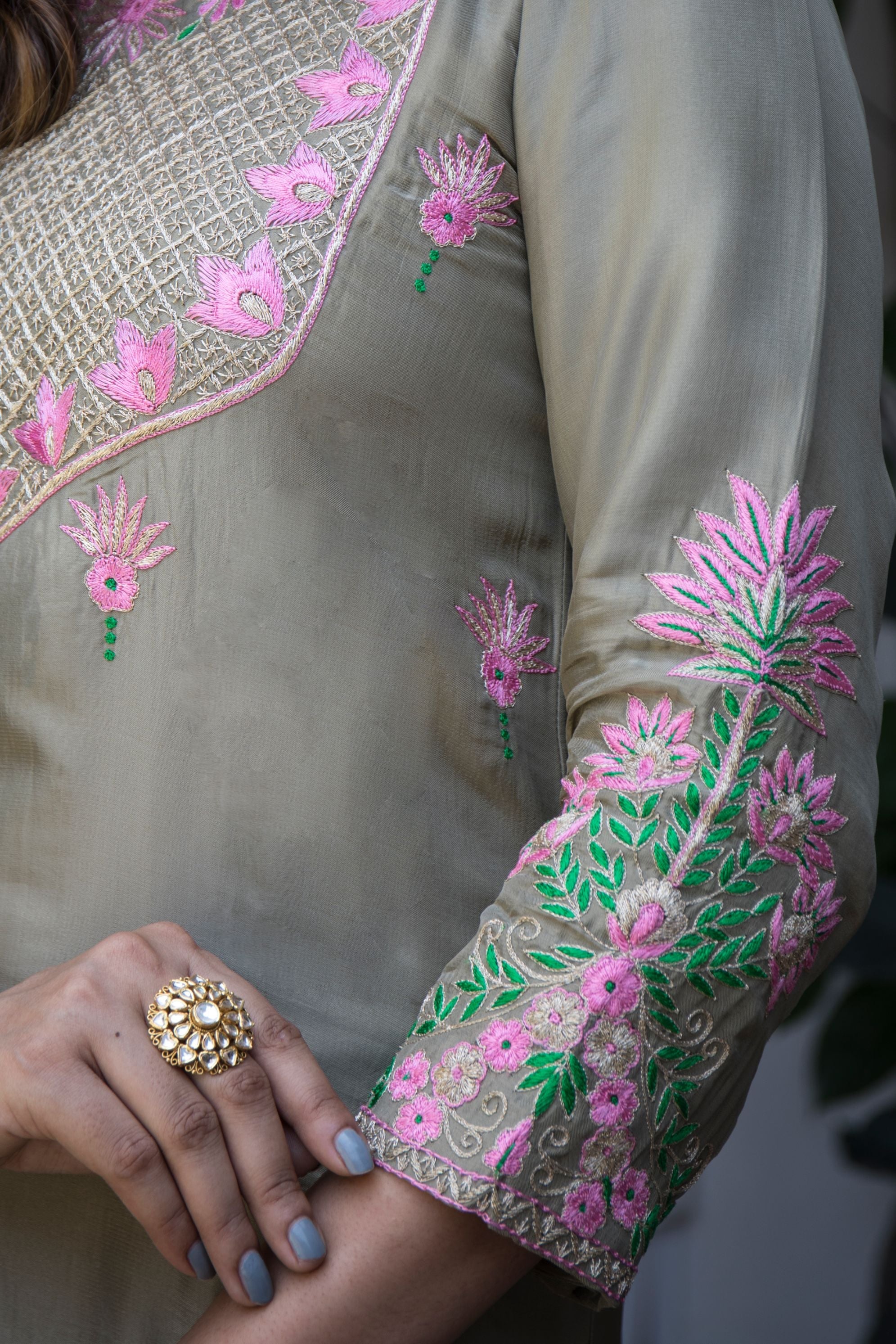 ALAYNA SILK KURTA SET