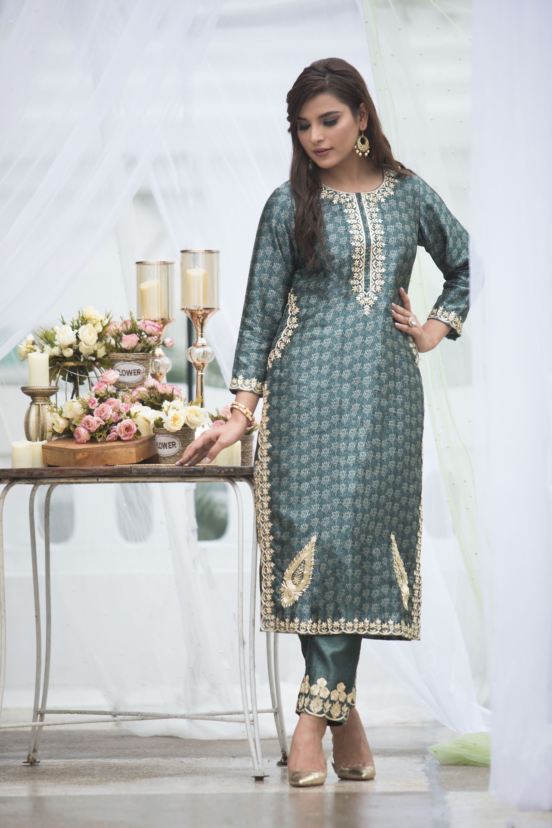 ALIYA TUSSAR SILK KURTA SET