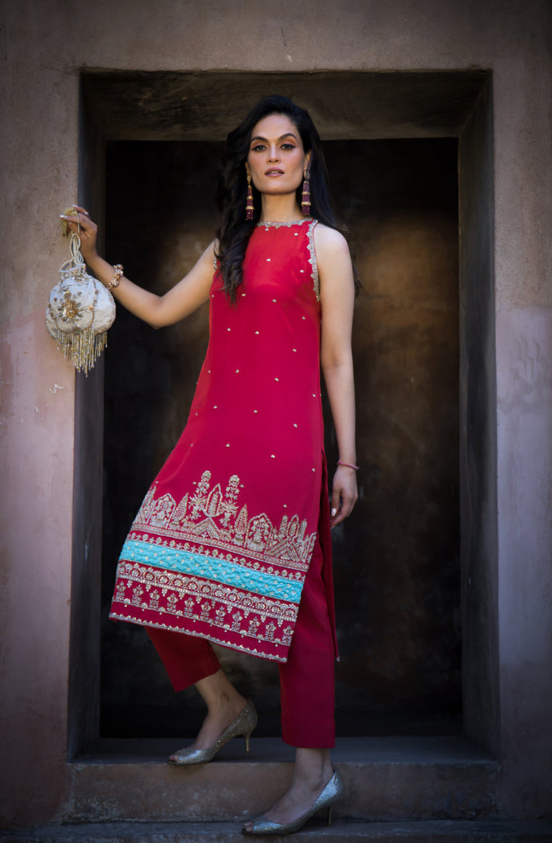 Aisha Crepe Kurta Set