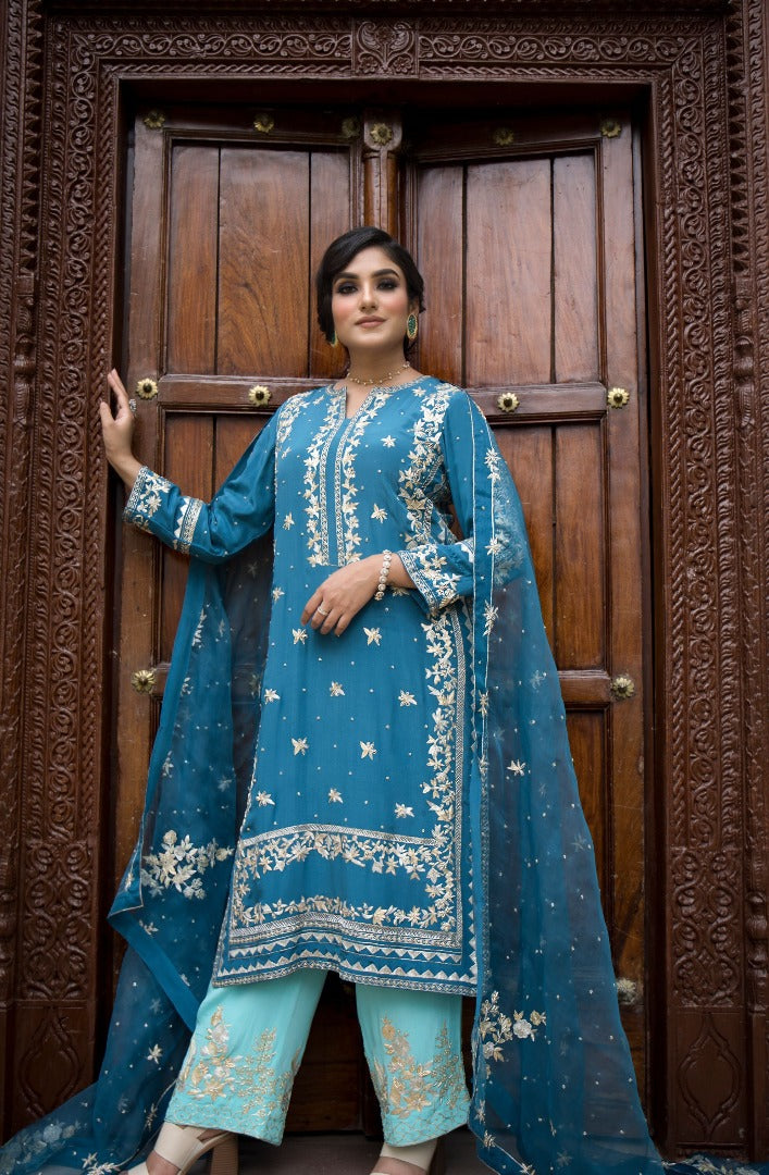 Aashna Crepe Kurta Set