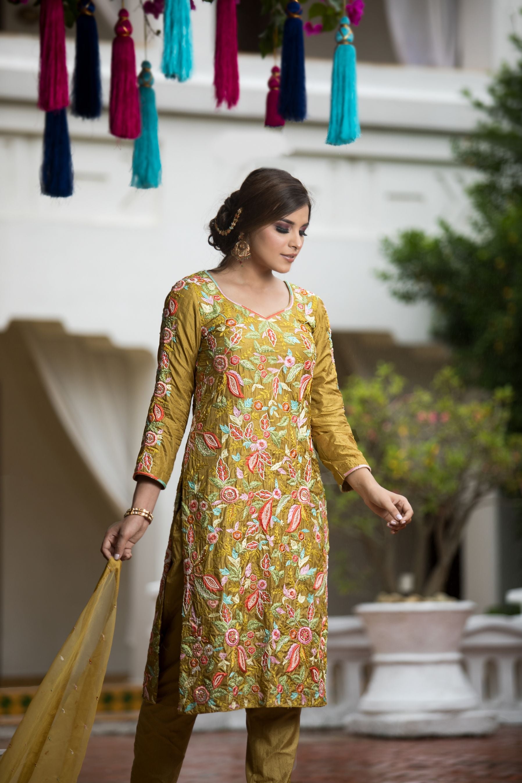 ABIRA SILK KURTA SET